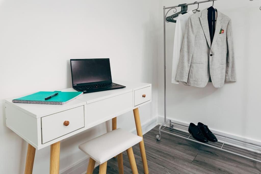 Park & Relax In 1Bd Central Liverpool Home Ngoại thất bức ảnh